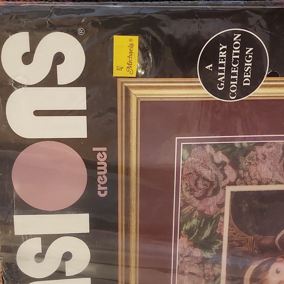 Crewl Gallery Collection Design - Picture 7 of 8